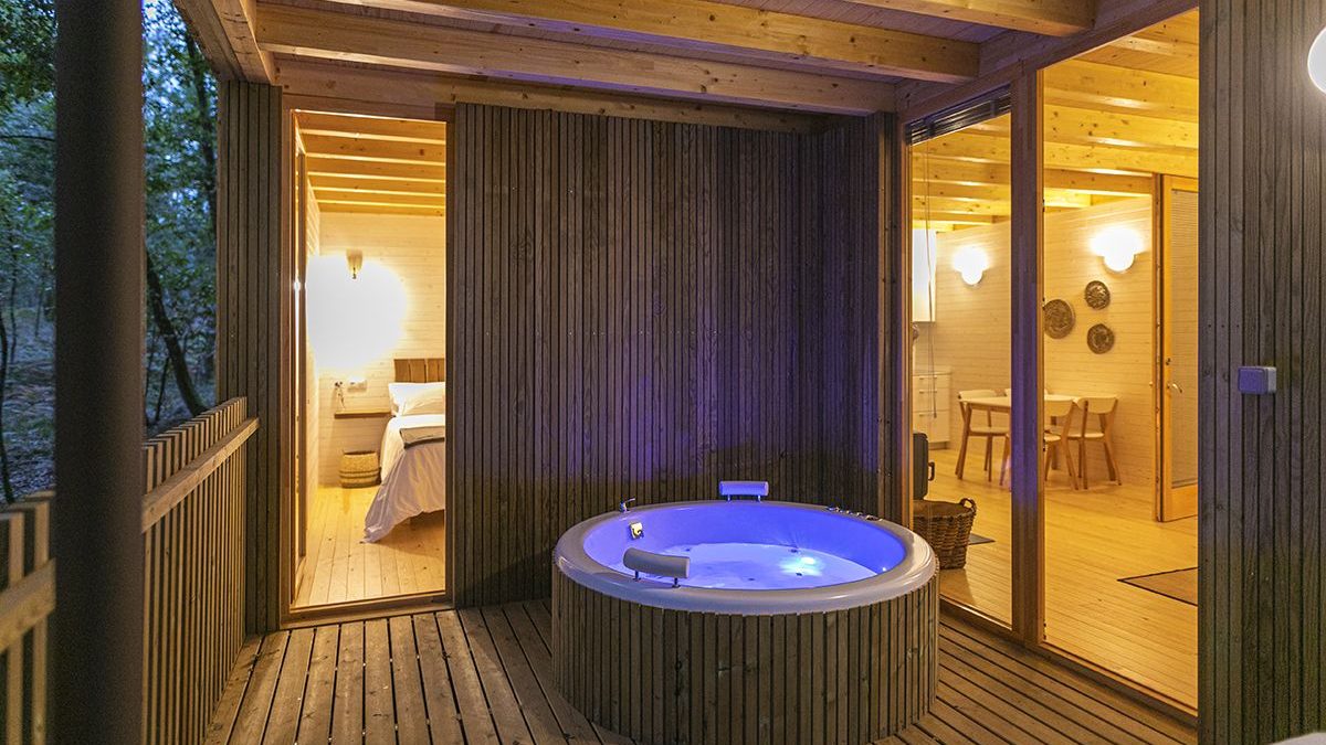 jacuzzi cabaña terraza