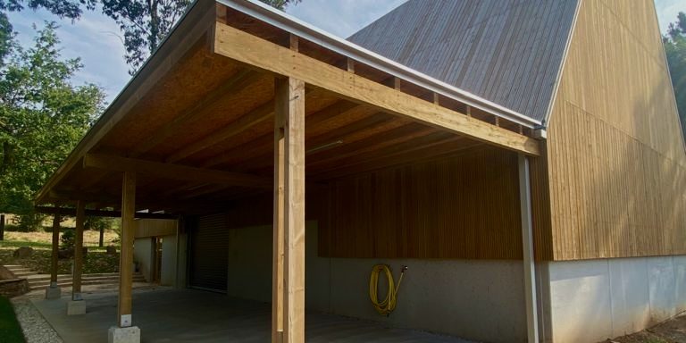 image0 exterior bodega maria manuela madera